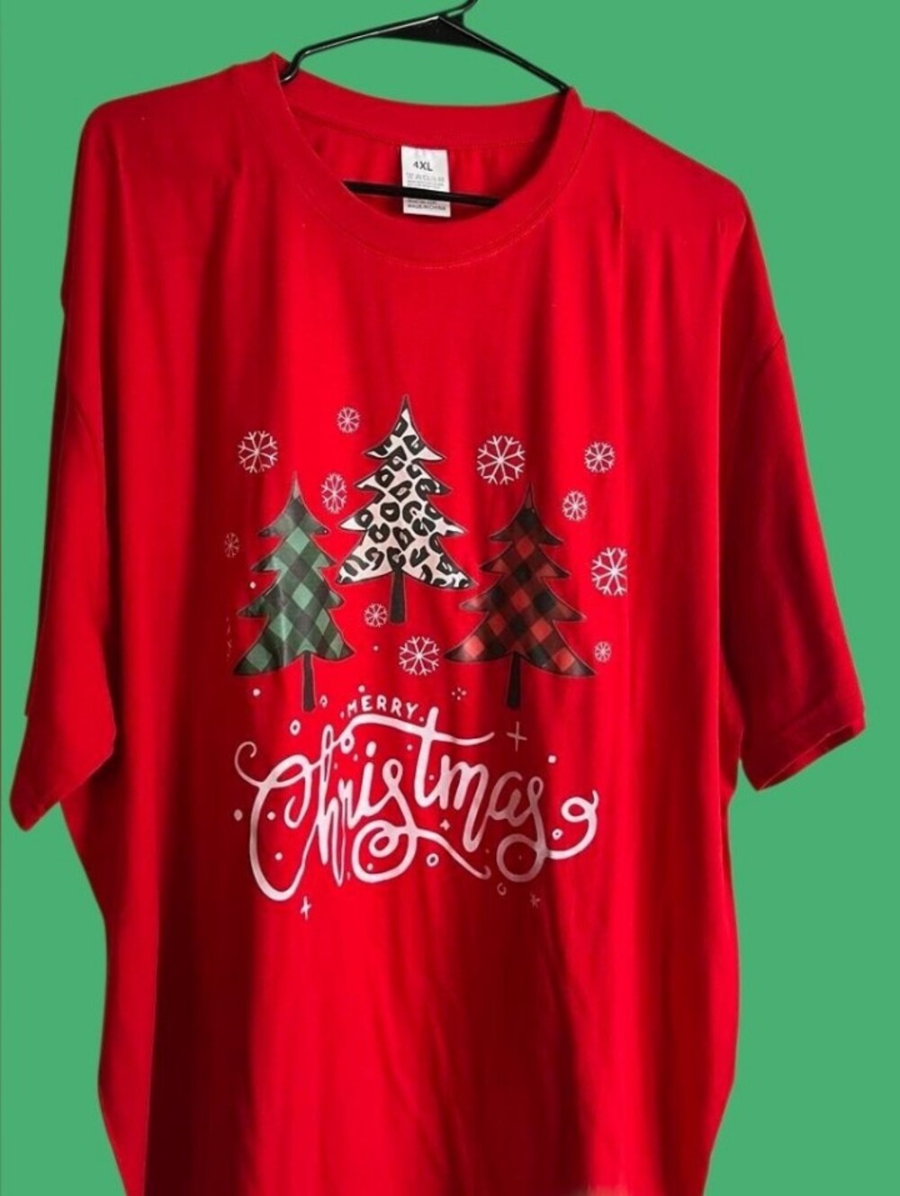 Merry Christmas Graphic Women's T-shirt NWOT
